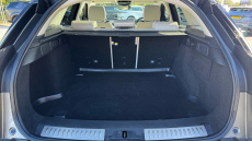 Land Rover Range Rover Velar 3.0 D300 R-Dynamic SE 5dr Auto Diesel Estate